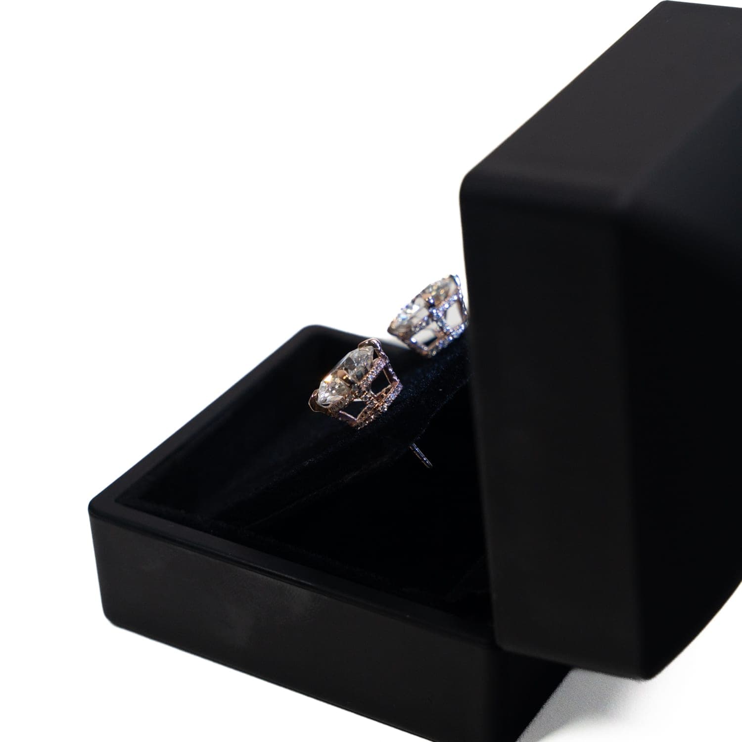 Round Diamond Stud Earrings, Larger